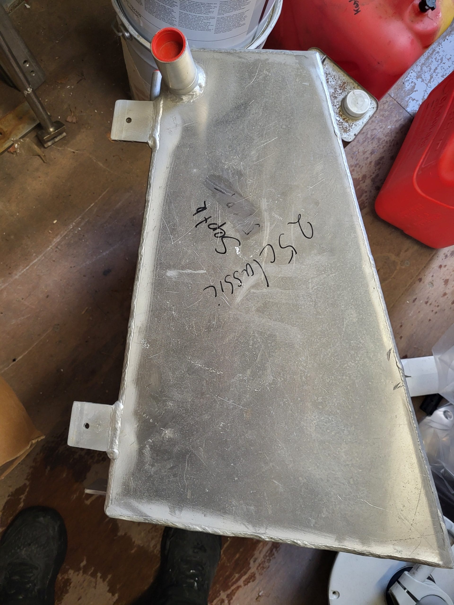 Agder Boat Scand 25 Classic septiktank 83 liter formtilpasset