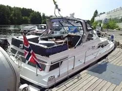 Agder Boat Scand 29 Baltic windbreaker akterkabin