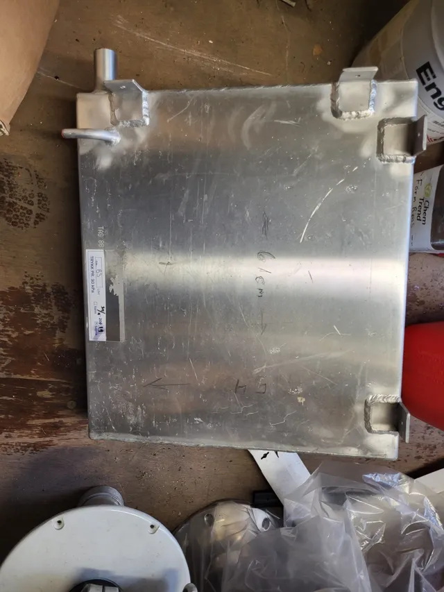 Agder Boat Scand 25 Classic septiktank 83 liter formtilpasset