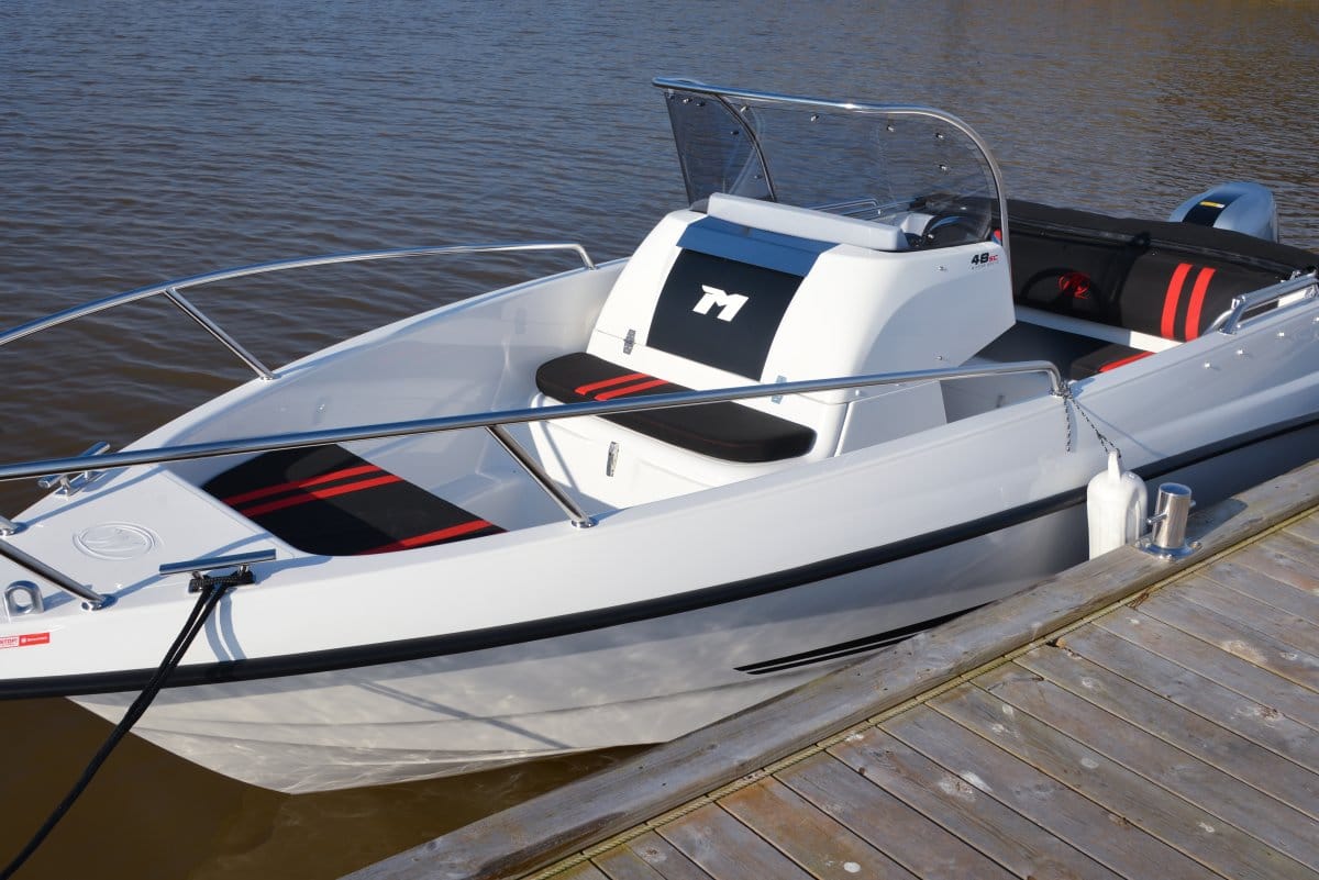 Agder Boat Micore 48 SC konsollbåt sidekonsoll V-bunn