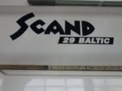 Agder Boat Scand 29 Baltic logo mørk blå