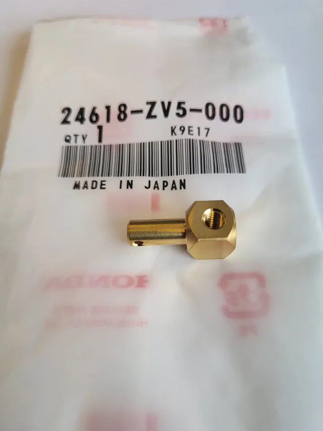 Agder Boat 24618-ZV5-000 pivot gir originaldel